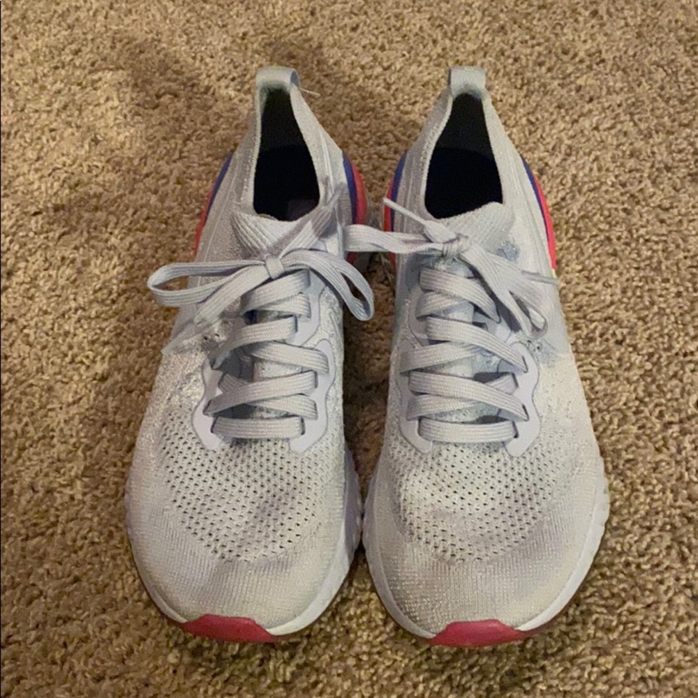 Nike Epic React Flyknit 2